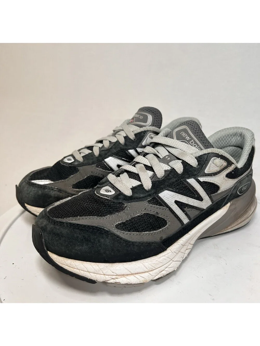 New Balance 990v6 Black M990BK6 Suede Running Shoes 990 - Women’s Size 5.5